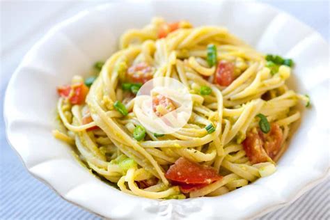 quick-and-easy-avocado-pasta-inspired-taste image