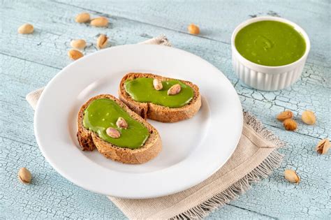 14-uses-for-pistachio-butter-to-tickle-your-taste-buds image