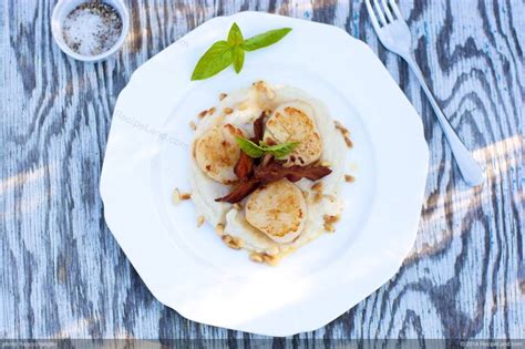 pan-seared-scallops-with-cauliflower-puree-and-crispy image