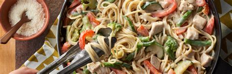 easy-chicken-veggie-pasta-campbells image