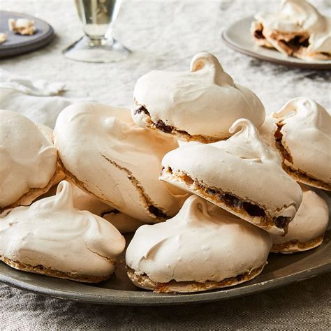 best-chewy-chocolate-meringue-recipe-how-to-make image