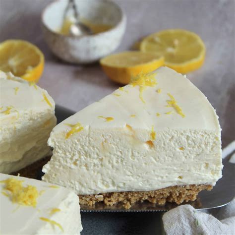 gluten-free-lemon-cheesecake-the-gluten-free-blogger image