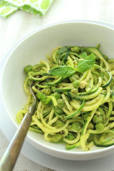 creamy-pesto-zucchini-pasta-with-peas-from-the-fitchen image