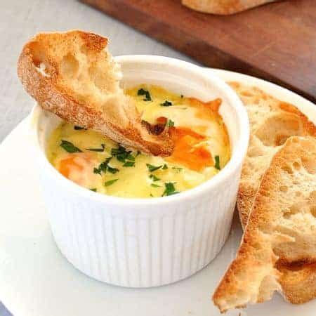 baked-eggs-with-spinach-recipetin-eats image