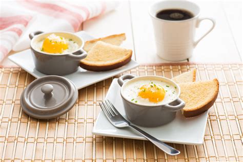shirred-eggs-recipe-get-cracking image