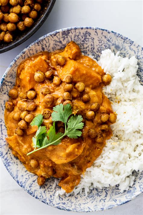 butternut-squash-curry-with-crispy-chickpeas-simply image