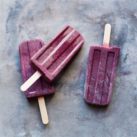blueberry-cheesecake-pops-healthy-recipes-ww-canada image