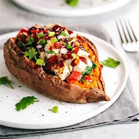 15-stuffed-potatoes-for-an-all-in-one-meal image