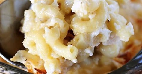 moms-baked-macaroni-and-cheese-the-kitchen-is image