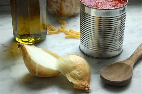 perfect-20-minute-marinara-sauce-recipe-unpeeled image