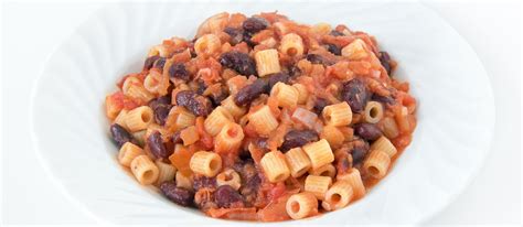 pasta-e-fagioli-traditional-vegetable-soup-from-italy image