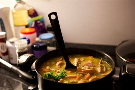 dutch-pea-soup-aka-erwtensoep-or-snert image