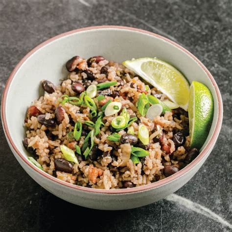 cuban-style-black-beans-and-rice-moros-y-cristianos image