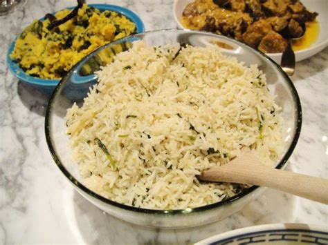 sri-lankan-rice-with-cilantro-and-lemon-grass image