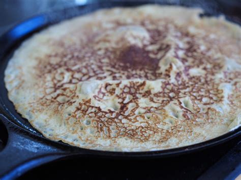 pannekaker-norwegian-pancakes-north-wild-kitchen image