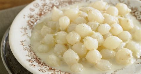 creamed-onions-recipe-new-england-travel-food image