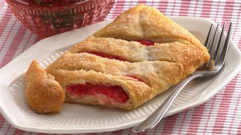strawberry-cream-cheese-pastries-recipe-pillsburycom image