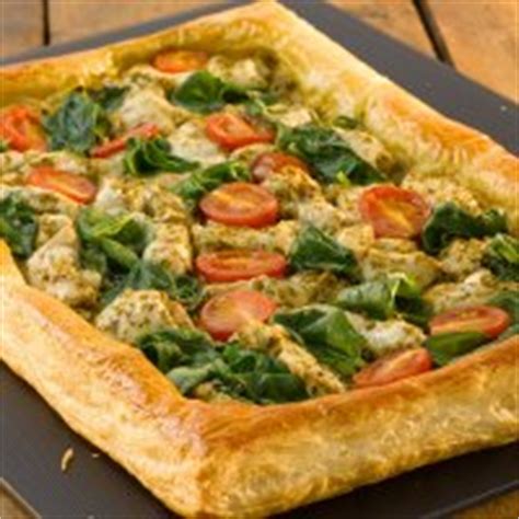 chicken-pesto-spinach-puff-pastry-open-tart-secret image