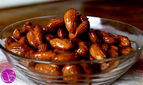how-to-make-quick-and-easy-honey-glazed-almonds image