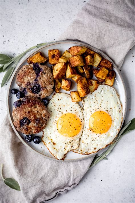 maple-blueberry-turkey-sausage-breakfast-patties image