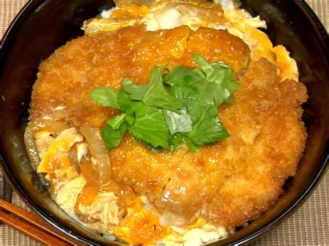 katsudon-recipe-deep-fried-pork-cutlet-bowl image
