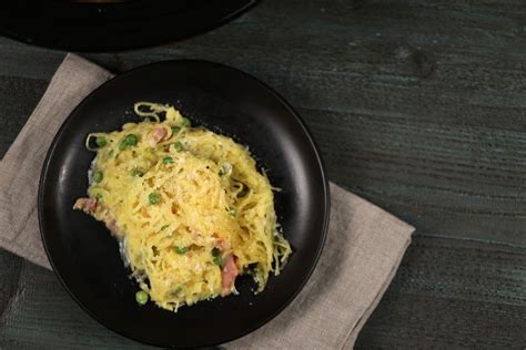 how-to-make-slow-cooker-creamy-spaghetti-squash image