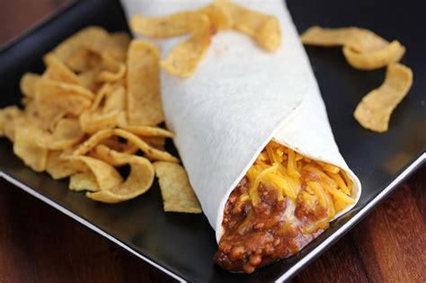 taco-bell-chili-cheese-burrito-recipe-blogchef image