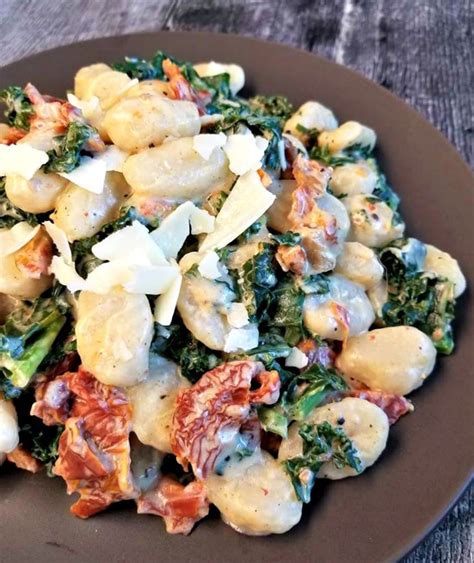 sun-dried-tomato-kale-gnocchi-canadian-cooking image