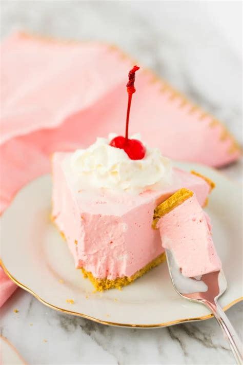 no-bake-strawberry-jello-pie-recipe-the-best-blog image