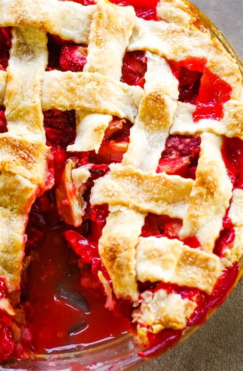 strawberry-rhubarb-pie-old-fashioned-recipe-cleverly image