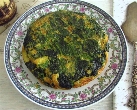 spanish-omelette-with-spinach-food-from-portugal image