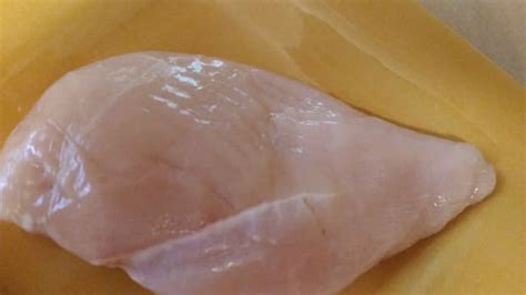 how-to-flatten-a-chicken-breast-delishably image