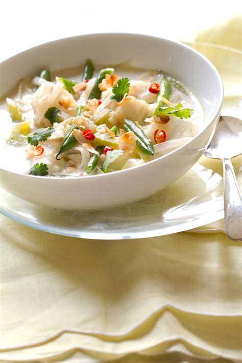 coconut-and-asian-spiced-fish-chowder-sippitysup image