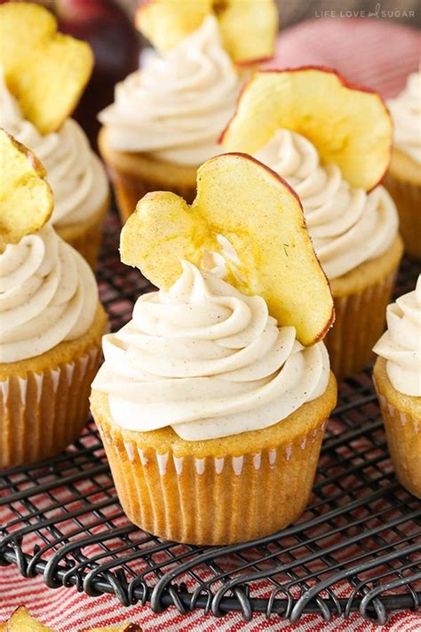 apple-butter-cupcakes-apple-cupcakes-with-cream image