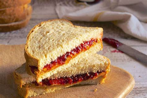 oatmeal-sandwich-bread-king-arthur-baking image