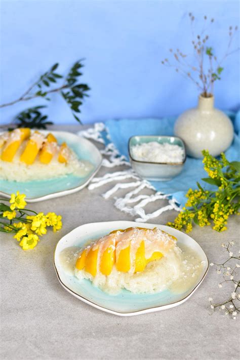 thai-coconut-sticky-rice-with-mango-everyday-delicious image