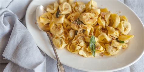 classic-tortelli-di-zucca-recipe-great-italian-chefs image