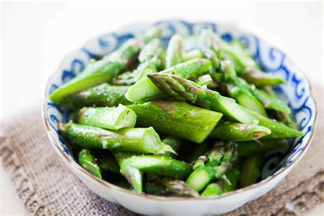 quick-and-easy-asparagus-recipe-simply image