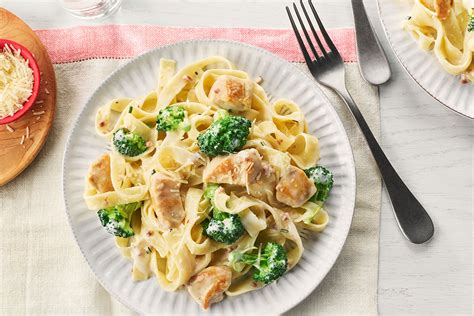 quick-chicken-bacon-pasta-cook-with-campbells image