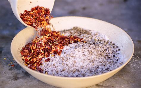 keep-it-simple-3-easy-rubs-for-brisket-barbecuebiblecom image