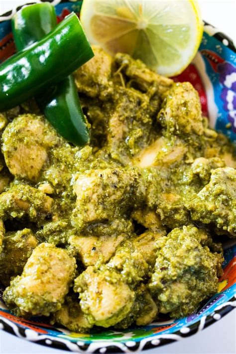 easy-hariyali-chicken-curry-green-chicken-i-knead-to-eat image