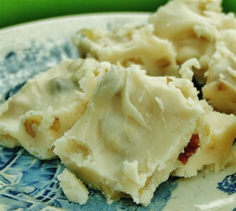 how-to-make-old-fashioned-sour-cream-fudge image