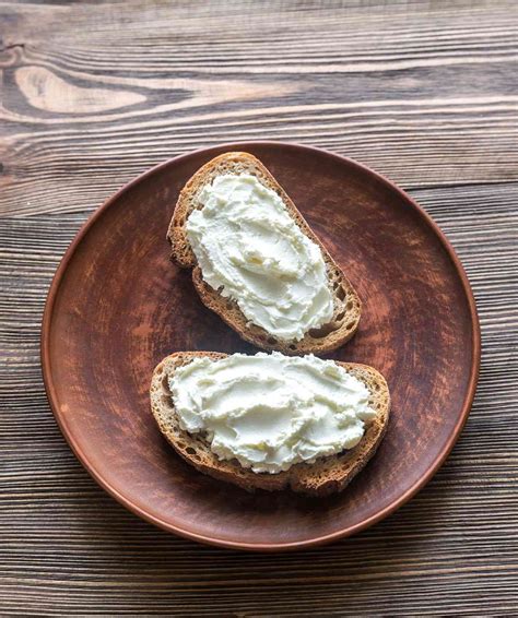 how-to-make-creamy-whipped-ricotta-real-simple image