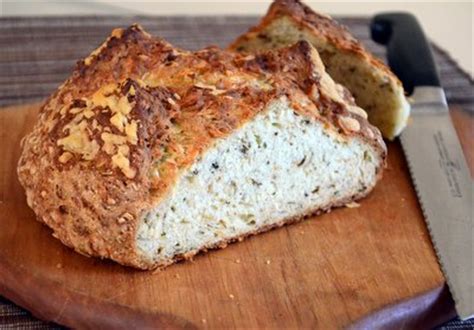 irish-cheddar-and-herb-soda-bread-baking-bites image