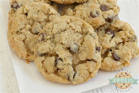 rice-krispie-chocolate-chip-cookies-family-cookie image