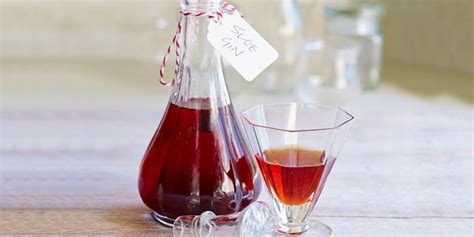 easy-sloe-gin-cocktail-recipes-bbc-good-food image