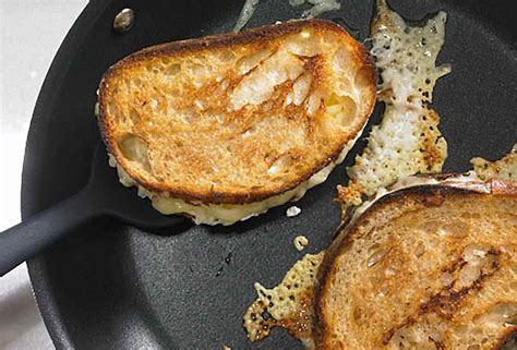 grilled-cheese-recipe-hog-island-style-leites-culinaria image