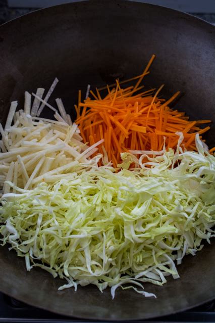 vegetable-spring-rolls-recipe-wok image