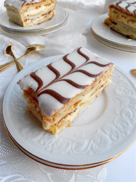 classic-french-napoleon-mille-feuille image