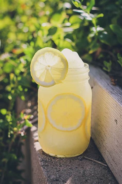 all-natural-lemonade-slushy-honest-tasty image